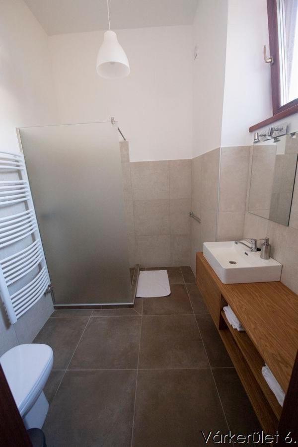 Varkeruelet 6 Apartman Sárvár Extérieur photo