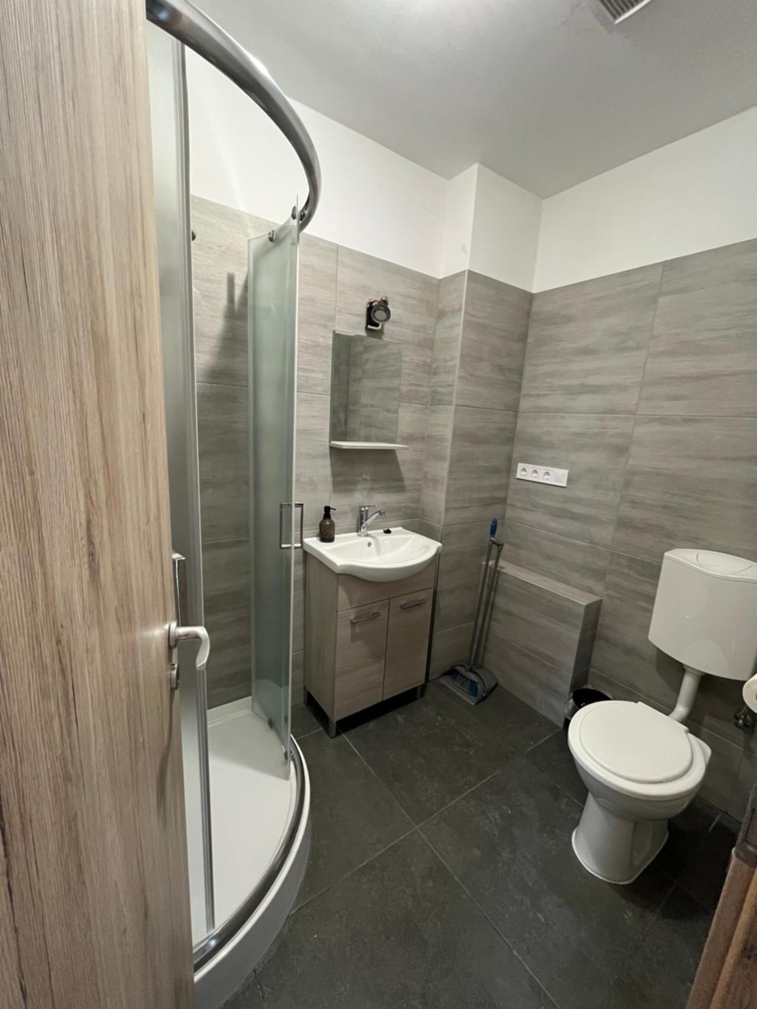 Varkeruelet 6 Apartman Sárvár Extérieur photo